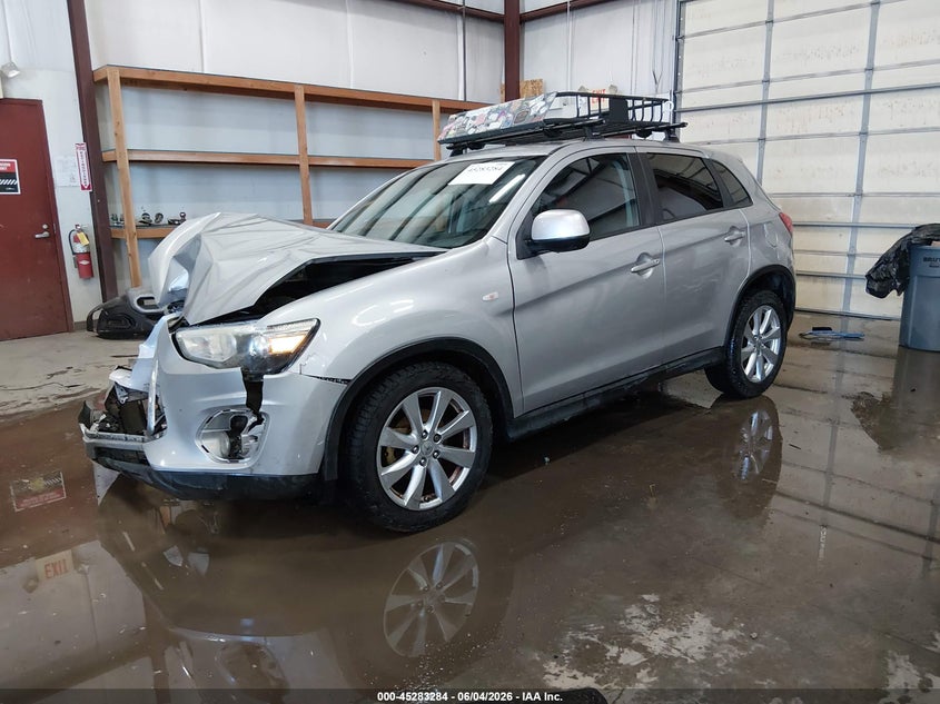 2015 Mitsubishi Outlander VIN 4A4AR3AU4FE062003 IAAI salvage auction — FRONT END, Salvage Title, sold $200 on 2026-07-10 (photo 2)