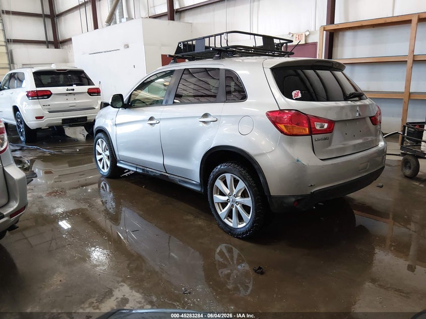 2015 Mitsubishi Outlander VIN 4A4AR3AU4FE062003 IAAI salvage auction — FRONT END, Salvage Title, sold $200 on 2026-07-10 (photo 3)