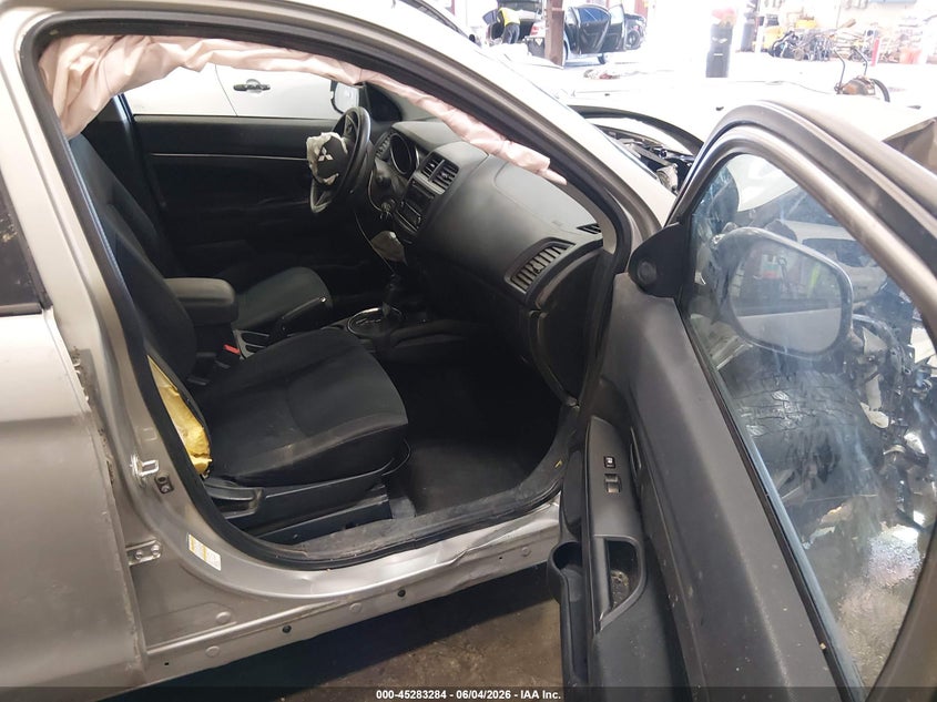 2015 Mitsubishi Outlander VIN 4A4AR3AU4FE062003 IAAI salvage auction — FRONT END, Salvage Title, sold $200 on 2026-07-10 (photo 5)