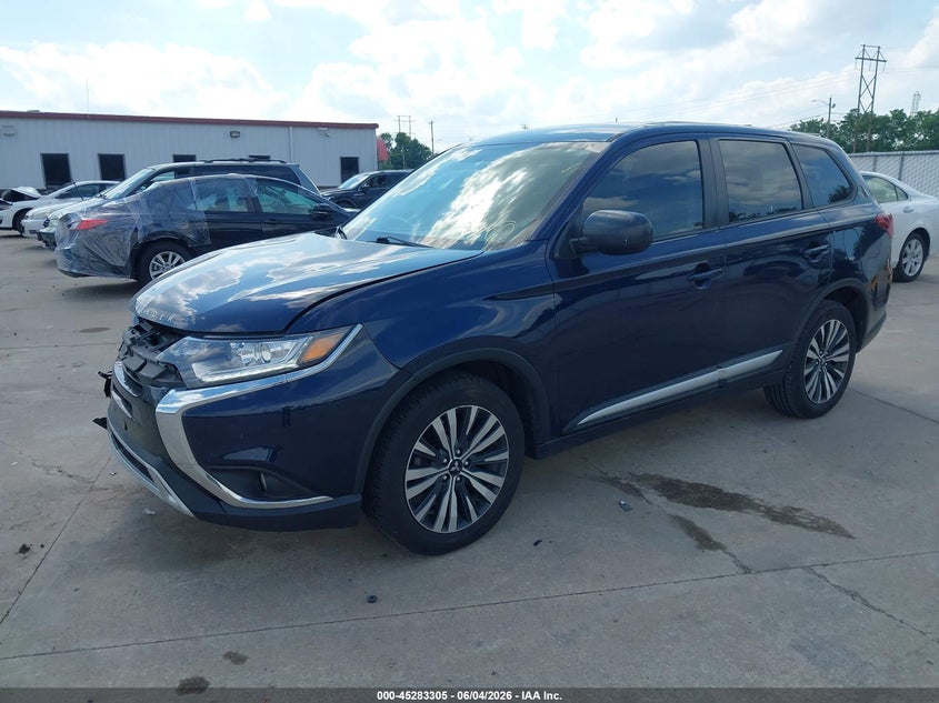 2020 Mitsubishi Outlander VIN JA4AD2A33LZ041956 IAAI salvage auction — FRONT END, Salvage (Illinois), sold $2,350 on 2026-08-02 (photo 2)