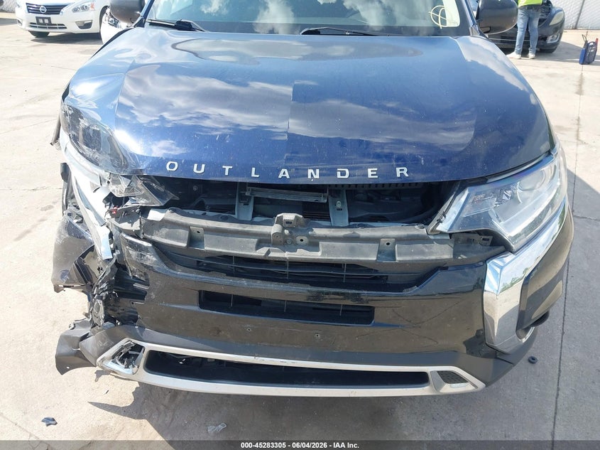 2020 Mitsubishi Outlander VIN JA4AD2A33LZ041956 IAAI salvage auction — FRONT END, Salvage (Illinois), sold $2,350 on 2026-08-02 (photo 6)