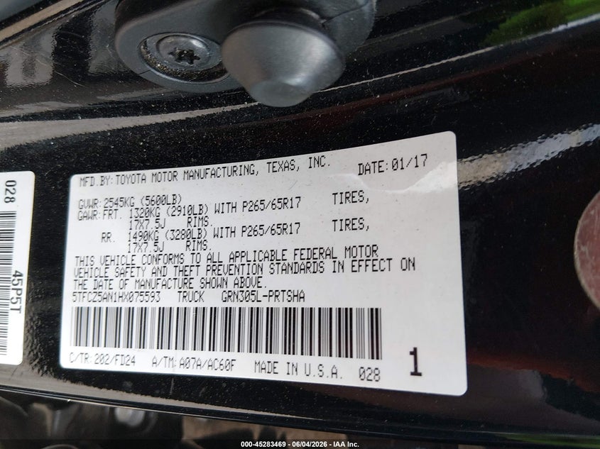 2017 Toyota Tacoma VIN 5TFCZ5AN1HX075593 IAAI salvage auction — ALL OVER, Salvage Title, sold $6,600 on 2026-07-23 (photo 9)