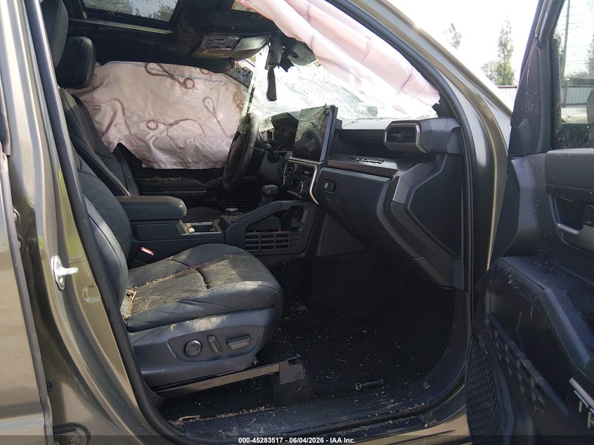 2024 Toyota Tacoma VIN 3TMLB5JN0RM049157 IAAI salvage auction — ROLLOVER, Salvage Title, sold $7,700 on 2026-07-30 (photo 5)