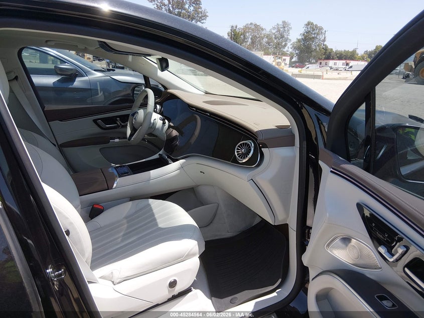 2023 Mercedes-benz VIN 4JGDM4EB5PA020204 IAAI salvage auction — FRONT END, Salvage Title, sold $19,300 on 2026-07-22 (photo 5)