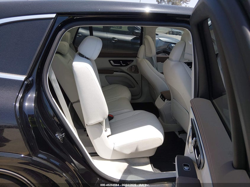 2023 Mercedes-benz VIN 4JGDM4EB5PA020204 IAAI salvage auction — FRONT END, Salvage Title, sold $19,300 on 2026-07-22 (photo 8)
