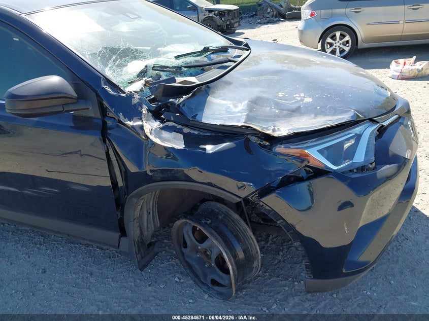 2018 Toyota Rav 4 VIN JTMBFREV7JJ232882 IAAI salvage auction — RIGHT FRONT, Salvage (Pennsylvania), sold $4,250 on 2026-07-31 (photo 6)