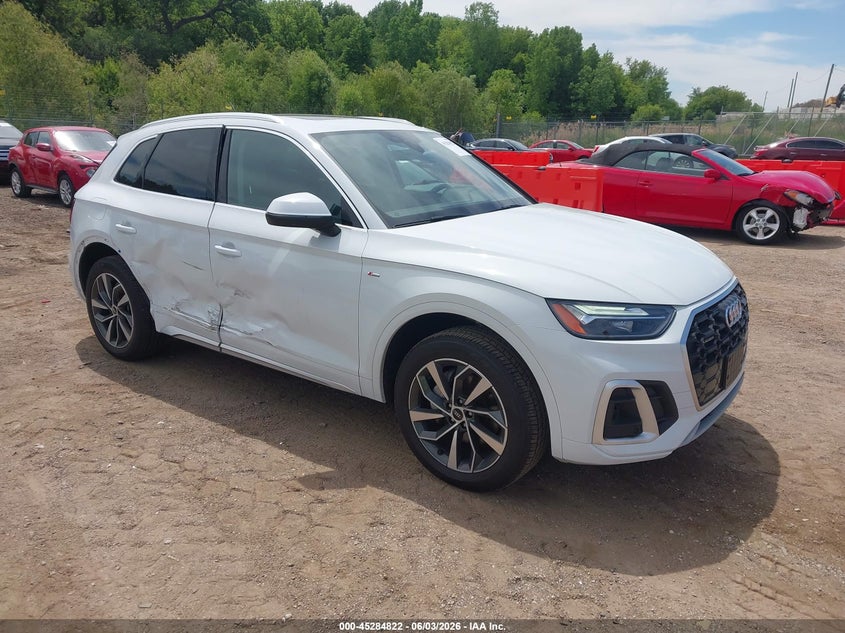2022 Audi Q5 VIN WA1GAAFY9N2061819 IAAI salvage auction — RIGHT SIDE, Salvage (Illinois), sold $13,350 on 2026-07-08 (photo 1)