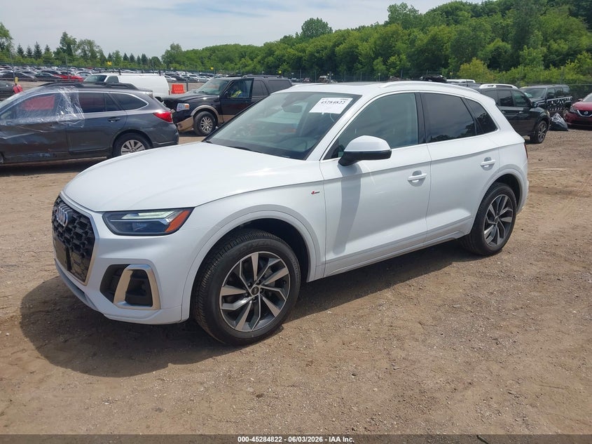 2022 Audi Q5 VIN WA1GAAFY9N2061819 IAAI salvage auction — RIGHT SIDE, Salvage (Illinois), sold $13,350 on 2026-07-08 (photo 2)