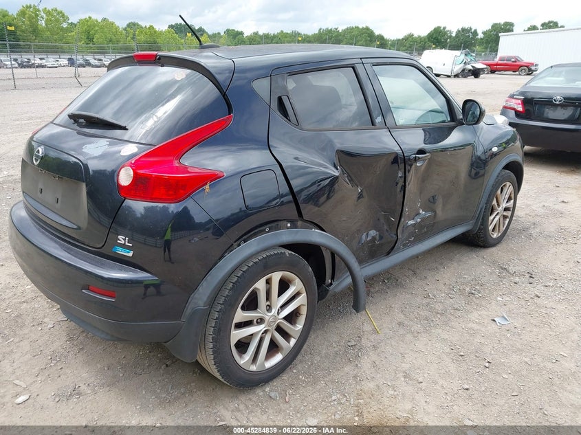 2014 Nissan Juke VIN JN8AF5MR5ET453520 IAAI salvage auction — RIGHT SIDE, Salvage (Tennessee), sold $625 on 2026-07-15 (photo 4)
