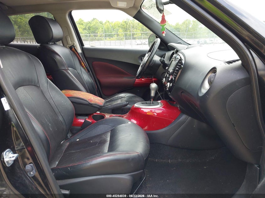 2014 Nissan Juke VIN JN8AF5MR5ET453520 IAAI salvage auction — RIGHT SIDE, Salvage (Tennessee), sold $625 on 2026-07-15 (photo 5)