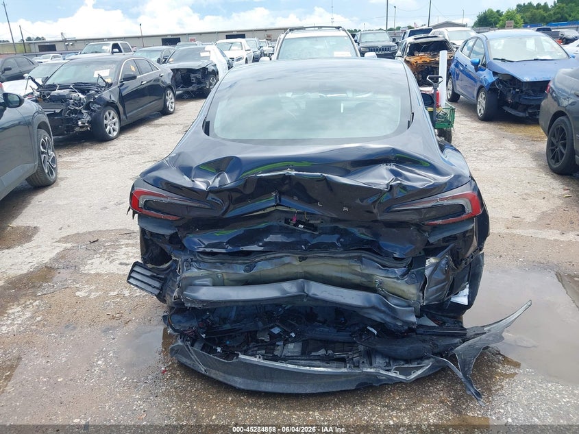 2025 Tesla Model 3 VIN 5YJ3E1EAXSF021917 IAAI salvage auction — REAR END, Salvage Title, sold $10,000 on 2026-07-15 (photo 6)