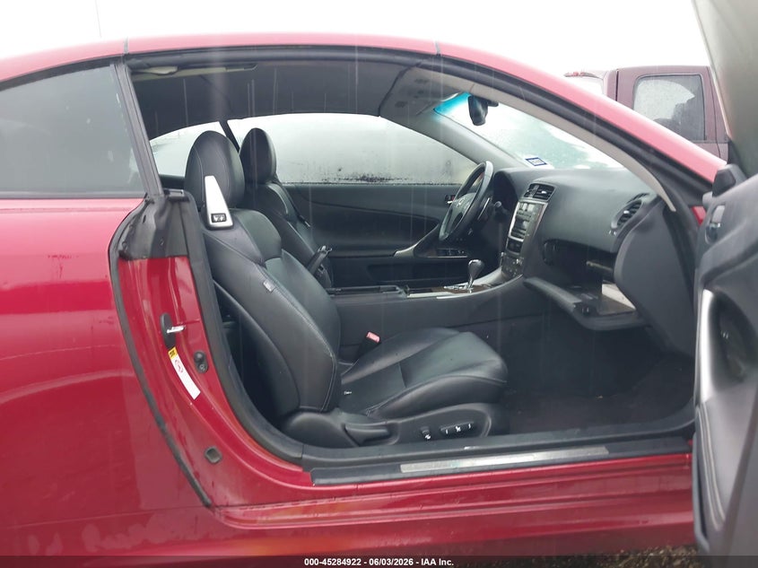 2010 Lexus Is 250c VIN JTHFF2C2XA2510216 IAAI salvage auction — NORMAL WEAR, Original (Texas), sold $3,125 on 2026-07-23 (photo 5)