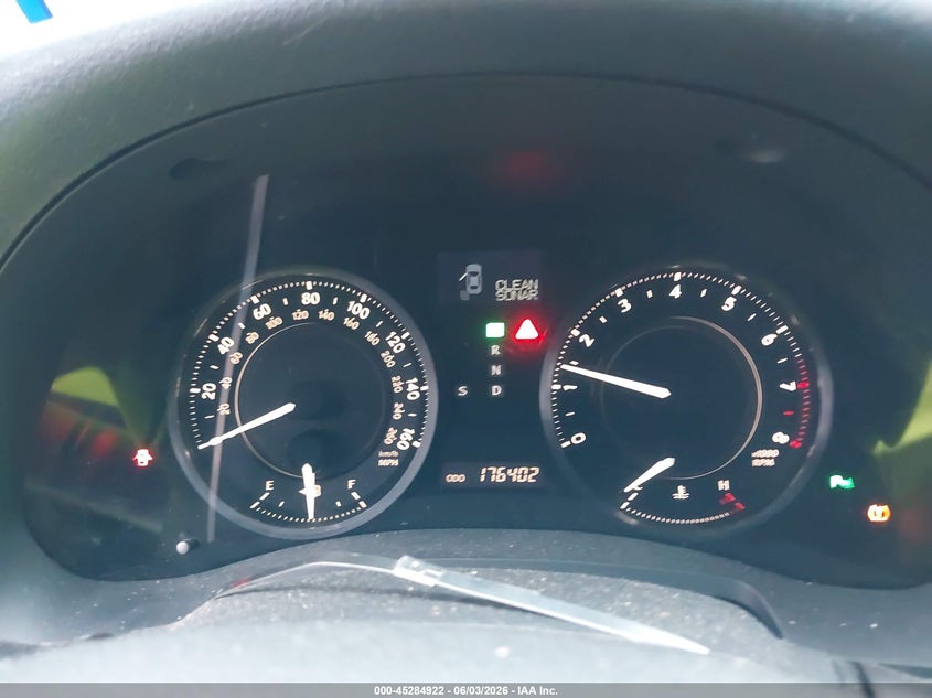 2010 Lexus Is 250c VIN JTHFF2C2XA2510216 IAAI salvage auction — NORMAL WEAR, Original (Texas), sold $3,125 on 2026-07-23 (photo 7)