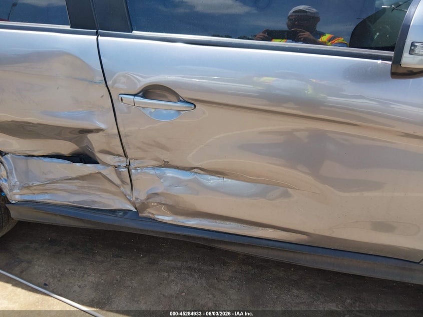 2019 Mitsubishi Outlander VIN JA4AR3AU7KU022368 IAAI salvage auction — SIDE, Salvage (Mississippi), sold $3,800 on 2026-07-30 (photo 6)