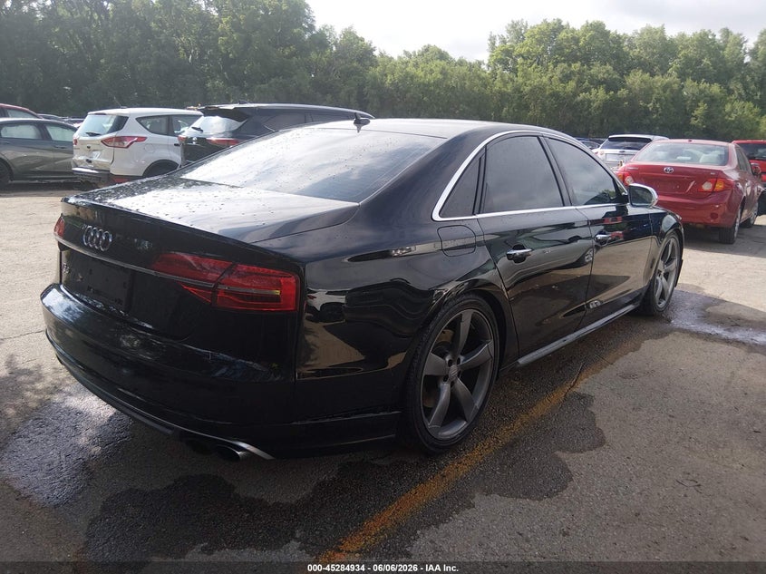 2016 Audi S8 VIN WAUJSAFD0GN009404 IAAI salvage auction — FRONT END, Salvage (Colorado), sold $12,600 on 2026-08-19 (photo 4)