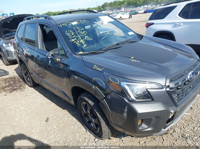 2024 Subaru Forester VIN JF2SKAJC1RH527255 IAAI salvage auction — FRONT & REAR, Salvage Title, sold $8,750 on 2026-07-14 (photo 1)