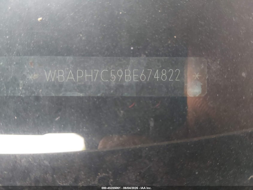 2011 BMW 3 series VIN WBAPH7C59BE674822 IAAI salvage auction — NORMAL WEAR, Clear (Montana), sold $200 on 2026-07-29 (photo 9)