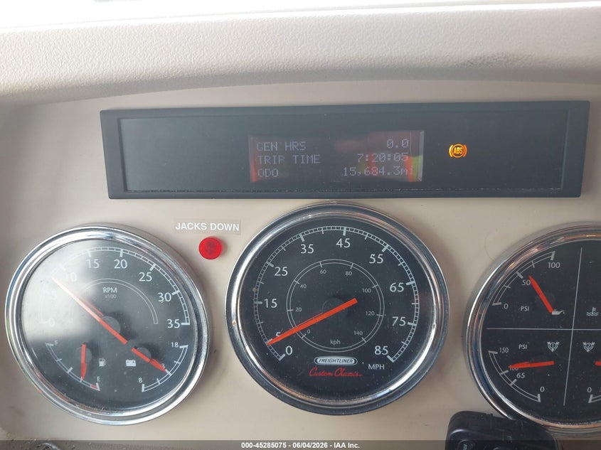 2007 Freightliner Chassis VIN 4UZACKCY37CY77501 IAAI salvage auction — FRONT END, Salvage - Greater Than 75% (Maryland), sold $7,000 on 2026-07-14 (photo 7)