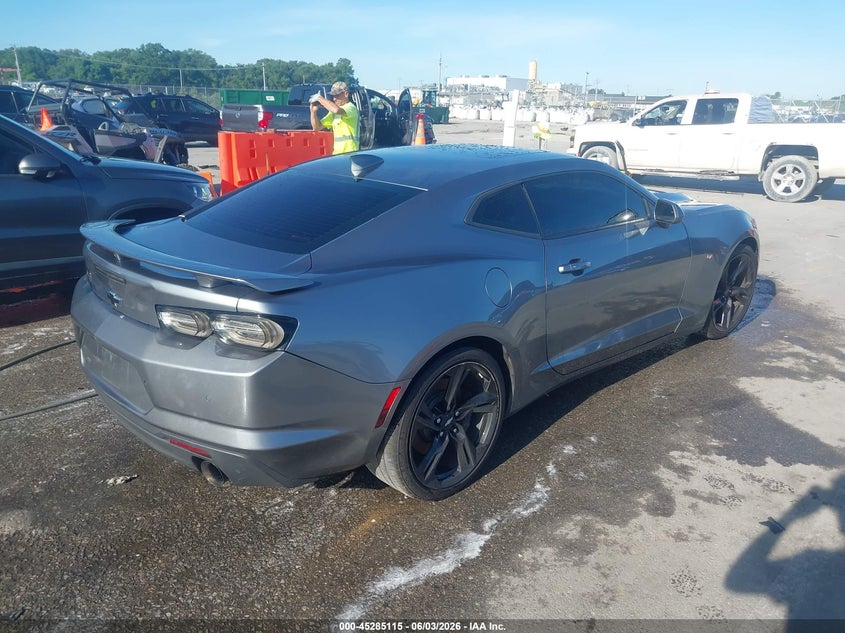 2019 Chevrolet Camaro VIN 1G1FH1R70K0131644 IAAI salvage auction — WATER/FLOOD, Salvage Title, sold $7,300 on 2026-07-28 (photo 4)