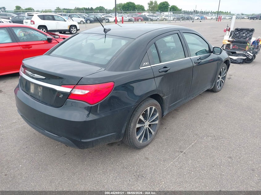 2013 Chrysler 200 VIN 1C3CCBBB3DN594823 IAAI salvage auction — FRONT END, Salvage Title, sold $300 on 2026-07-27 (photo 4)
