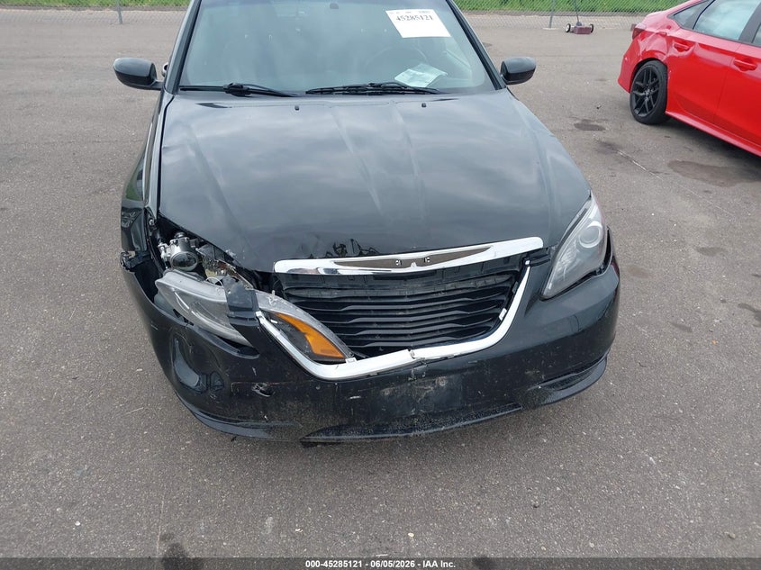 2013 Chrysler 200 VIN 1C3CCBBB3DN594823 IAAI salvage auction — FRONT END, Salvage Title, sold $300 on 2026-07-27 (photo 6)