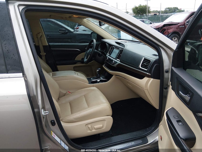 2016 Toyota Highlander VIN 5TDDKRFH4GS337677 IAAI salvage auction — RIGHT REAR, Salvage Title, sold $7,000 on 2026-07-10 (photo 5)