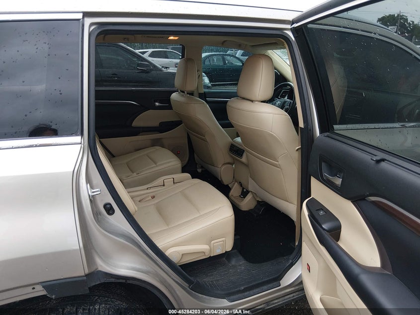 2016 Toyota Highlander VIN 5TDDKRFH4GS337677 IAAI salvage auction — RIGHT REAR, Salvage Title, sold $7,000 on 2026-07-10 (photo 8)
