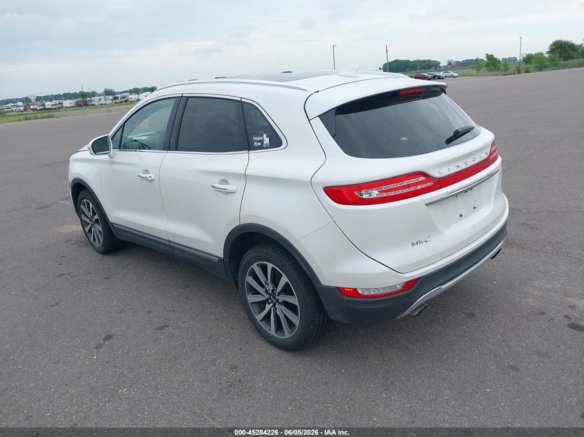 2019 Lincoln Mkc VIN 5LMCJ3D95KUL43041 IAAI salvage auction — HAIL, Salvage (Minnesota), sold $8,250 on 2026-08-17 (photo 3)