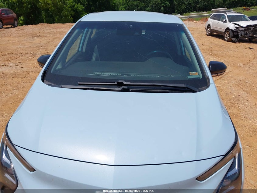 2023 Chevrolet Bolt euv VIN 1G1FX6S04P4106730 IAAI salvage auction — HAIL, Clear (Missouri), sold $9,250 on 2026-08-06 (photo 6)