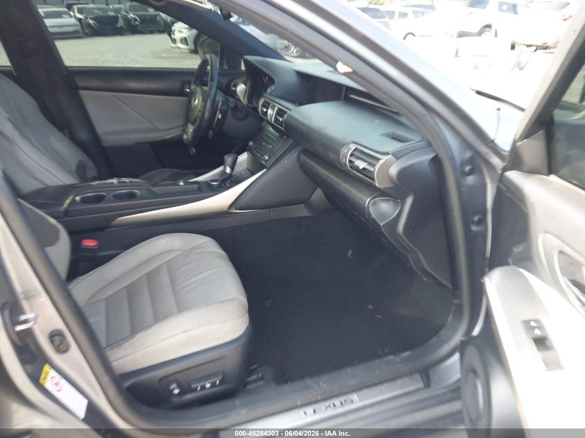2015 Lexus Is VIN JTHBF1D20F5063263 IAAI salvage auction — REAR END, Salvage Title, sold $1,050 on 2026-07-16 (photo 5)