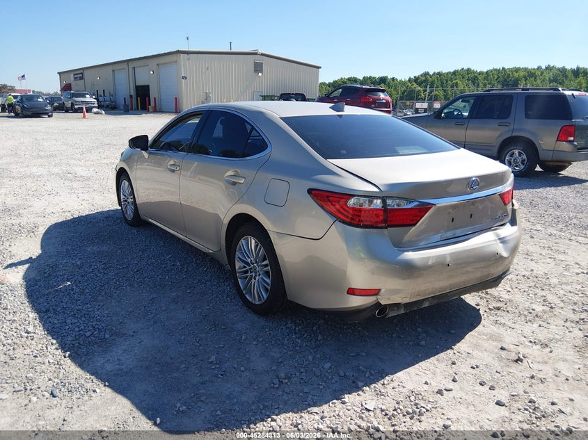 2015 Lexus ES VIN JTHBK1GG1F2201039 IAAI salvage auction — REAR END, Salvage Title, sold $3,750 on 2026-07-27 (photo 3)