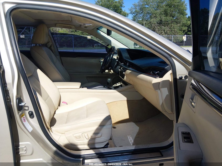 2015 Lexus ES VIN JTHBK1GG1F2201039 IAAI salvage auction — REAR END, Salvage Title, sold $3,750 on 2026-07-29 (photo 5)