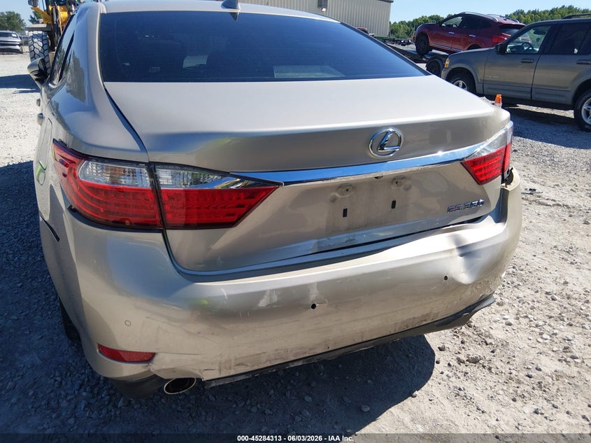 2015 Lexus ES VIN JTHBK1GG1F2201039 IAAI salvage auction — REAR END, Salvage Title, sold $3,750 on 2026-07-27 (photo 6)