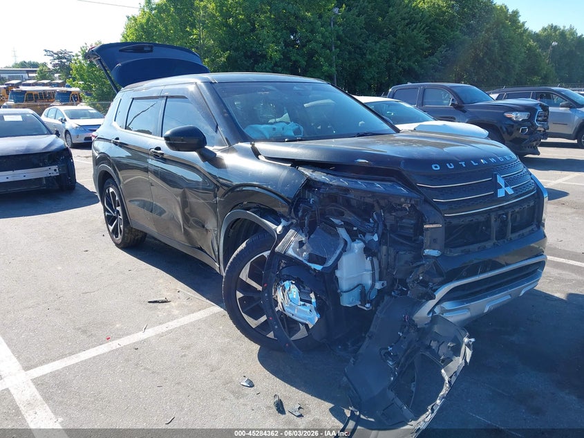 2022 Mitsubishi Outlander VIN JA4J3UA85NZ031961 IAAI salvage auction — FRONT END, Salvage Title, sold $4,350 on 2026-07-30 (photo 1)