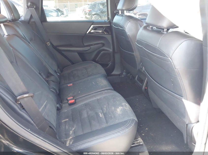 2022 Mitsubishi Outlander VIN JA4J3UA85NZ031961 IAAI salvage auction — FRONT END, Salvage Title, sold $4,350 on 2026-07-30 (photo 8)