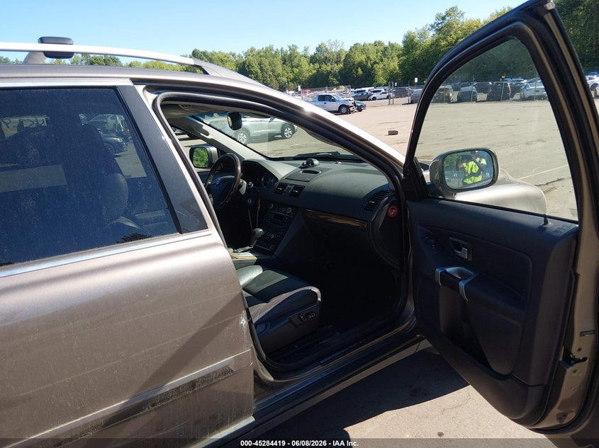 2011 Volvo Xc90 VIN YV4952CZ9B1604512 IAAI salvage auction — UNKNOWN, Salvage (Connecticut), sold $400 on 2026-07-23 (photo 5)