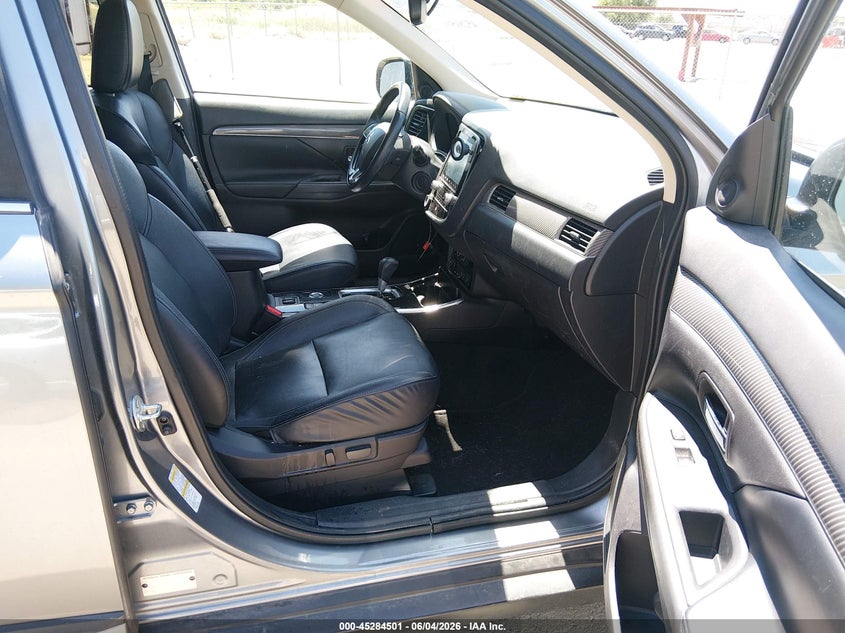 2020 Mitsubishi Outlander VIN JA4AZ3A30LZ023163 IAAI salvage auction — FRONT END, Salvage Title, sold $4,650 on 2026-07-16 (photo 5)
