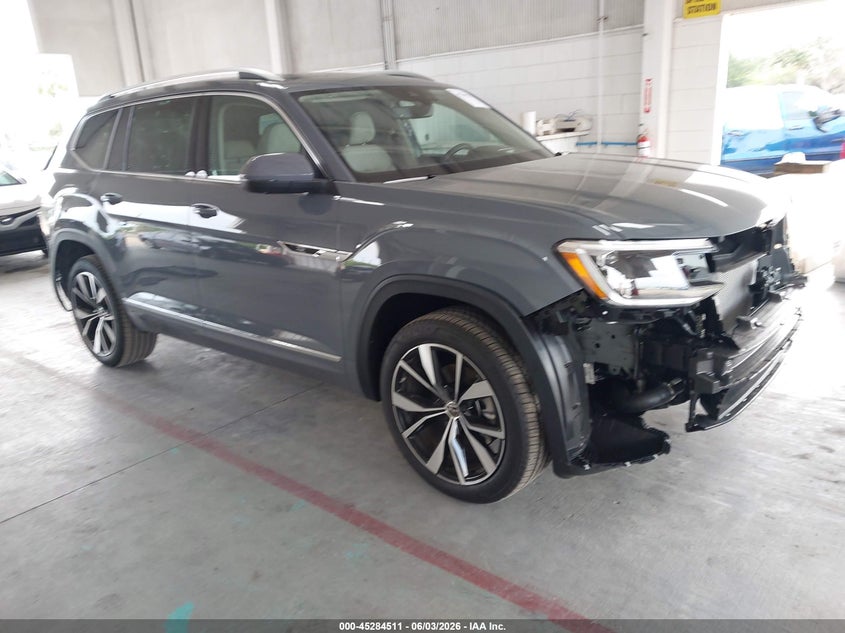 2026 Volkswagen Atlas VIN 1V2FN2CA6TC525710 IAAI salvage auction — LEFT SIDE, Salvage Title, sold $16,500 on 2026-07-30 (photo 1)