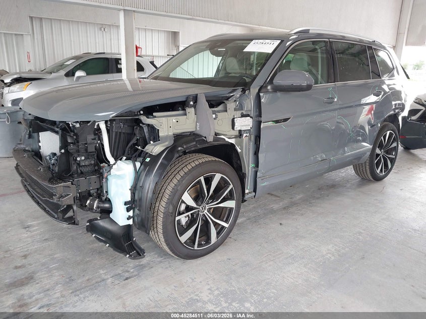 2026 Volkswagen Atlas VIN 1V2FN2CA6TC525710 IAAI salvage auction — LEFT SIDE, Salvage Title, sold $16,500 on 2026-07-30 (photo 2)