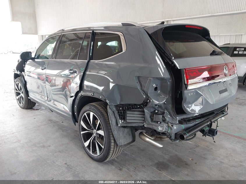 2026 Volkswagen Atlas VIN 1V2FN2CA6TC525710 IAAI salvage auction — LEFT SIDE, Salvage Title, sold $16,500 on 2026-07-30 (photo 3)