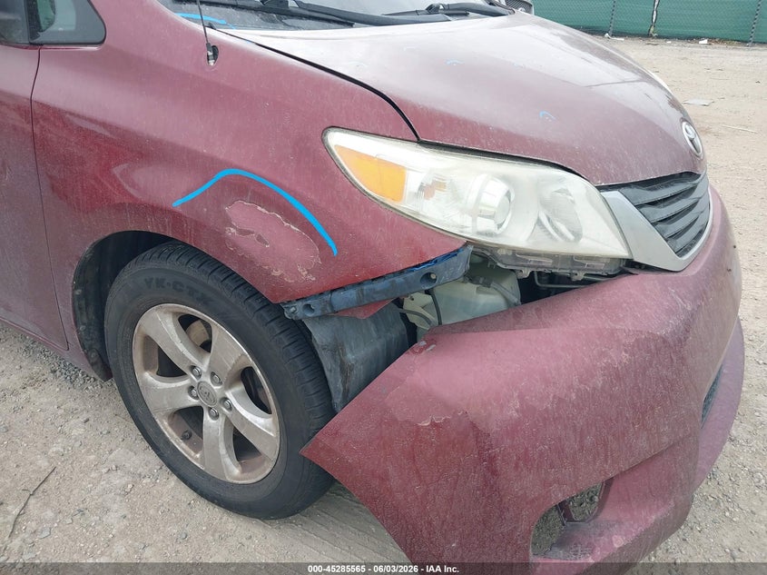 2014 Toyota Sienna VIN 5TDKK3DC7ES467333 IAAI salvage auction — WATER/FLOOD, Salvage Title, sold $1,150 on 2026-07-29 (photo 6)
