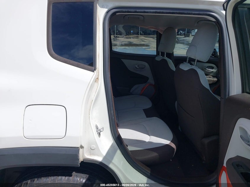 2016 Jeep Renegade VIN ZACCJABT7GPE28272 IAAI salvage auction — FRONT & REAR, Salvage Title, sold $650 on 2026-07-08 (photo 8)