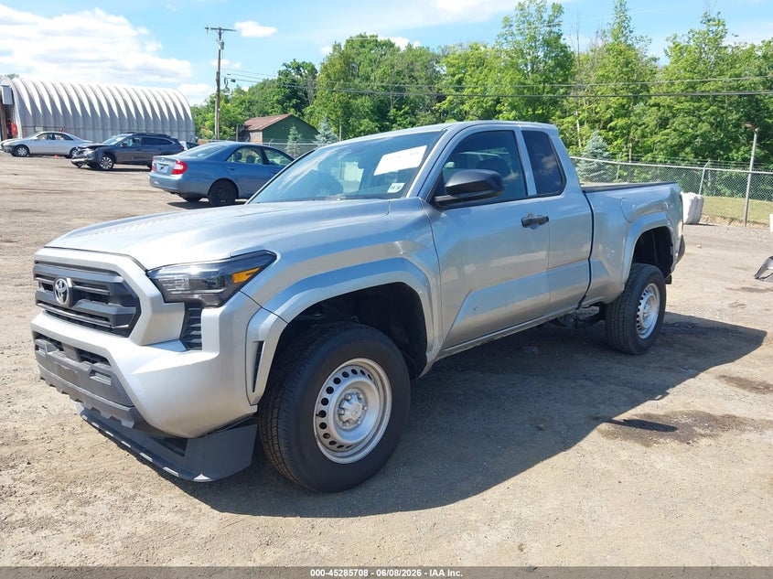 2025 Toyota Tacoma VIN 3TYJDAKN9ST022400 IAAI salvage auction — RIGHT FRONT, Salvage Title, sold $9,000 on 2026-07-24 (photo 2)
