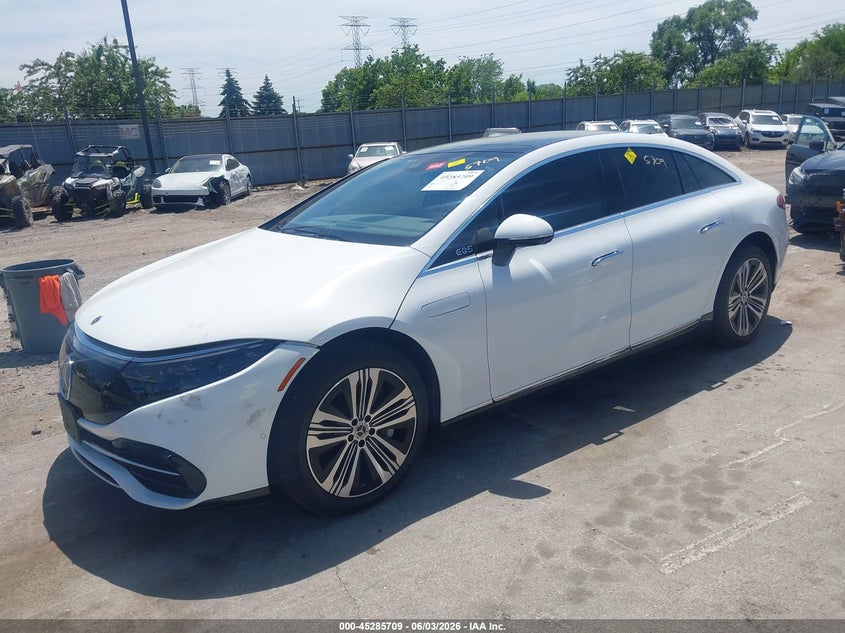 2022 Mercedes-benz Eqs VIN W1KCG2DB1NA003206 IAAI salvage auction — UNKNOWN, Salvage Title, sold $19,300 on 2026-07-09 (photo 2)