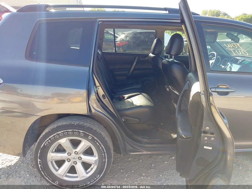 2010 Toyota Highlander VIN 5TDJK3EH7AS037723 IAAI salvage auction — FRONT END, Salvage (Ohio), sold $2,450 on 2026-07-29 (photo 8)