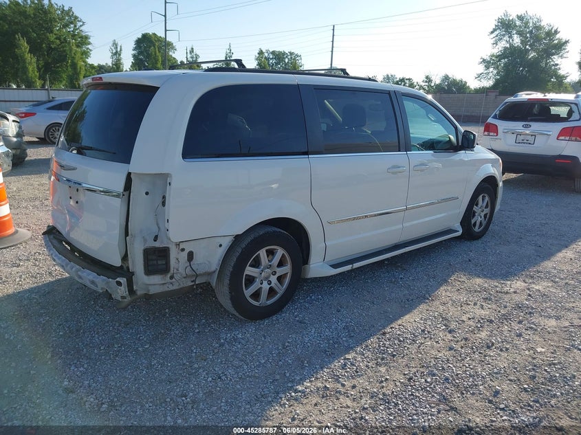 2011 Chrysler Town & country VIN 2A4RR5DG1BR682049 IAAI salvage auction — REAR END, Salvage (Missouri), sold $350 on 2026-07-10 (photo 4)