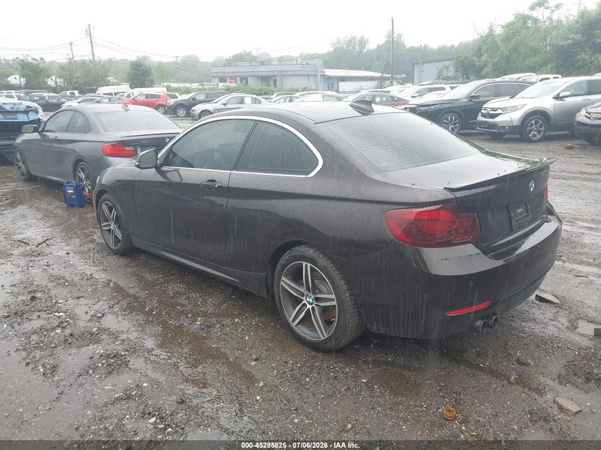 2017 BMW 2er VIN WBA2F9C39HV635893 IAAI salvage auction — FRAME DAMAGE, Salvage (Massachusetts), sold $3,400 on 2026-07-28 (photo 3)