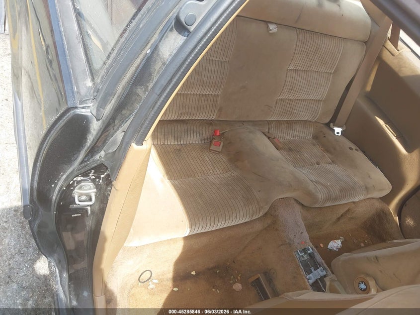 1989 Honda Prelude VIN JHMBA4231KC013005 IAAI salvage auction — FRONT & REAR, Salvage (California), sold $225 on 2026-07-14 (photo 8)