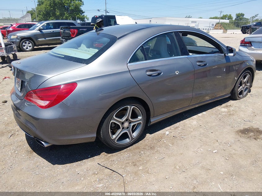 2014 Mercedes-benz Cla-klasse VIN WDDSJ4EB3EN054531 IAAI salvage auction — RIGHT SIDE, Salvage Title, sold $2,300 on 2026-07-23 (photo 4)