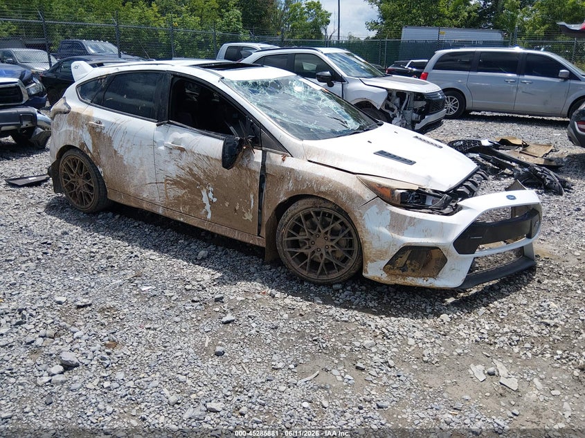 2017 Ford Focus rs VIN WF0DP3TH9H4122213 IAAI salvage auction — ROLLOVER, Salvage Title, sold $3,800 on 2026-08-13 (photo 1)